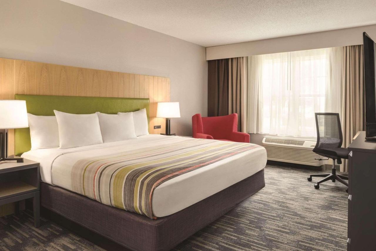 Country Inn & Suites By Radisson, Pella, Ia Bagian luar foto