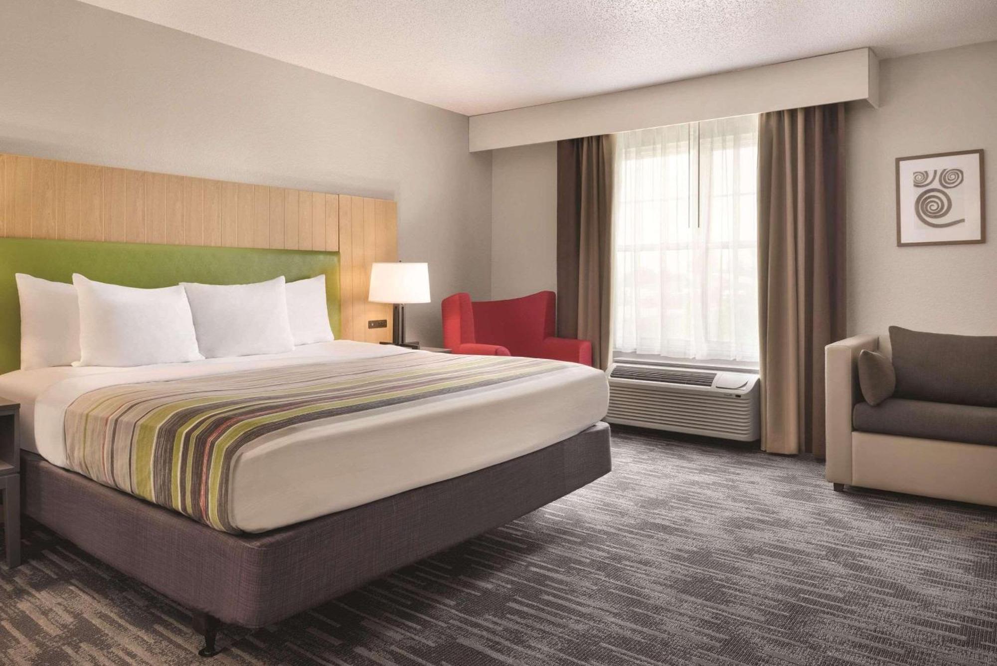 Country Inn & Suites By Radisson, Pella, Ia Bagian luar foto