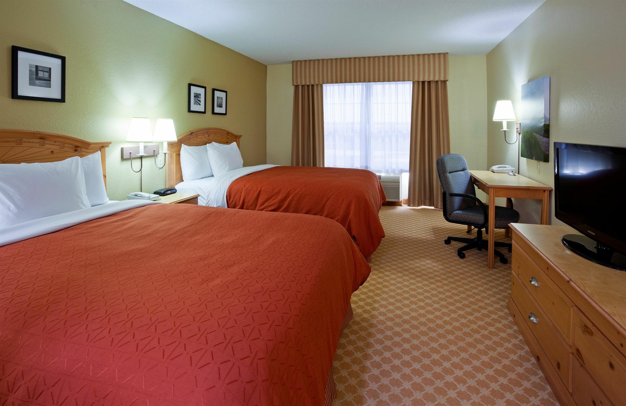 Country Inn & Suites By Radisson, Pella, Ia Bagian luar foto