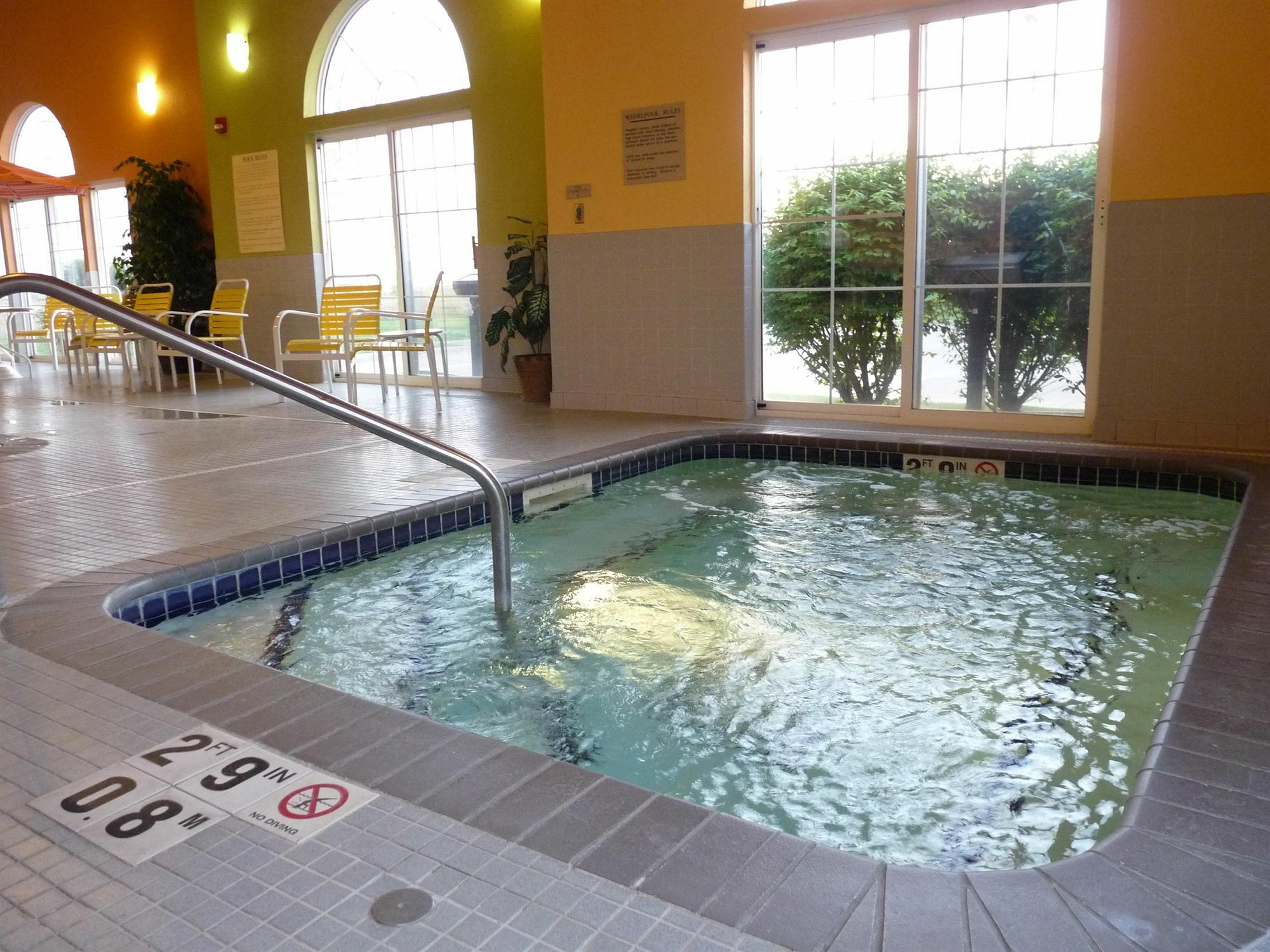 Country Inn & Suites By Radisson, Pella, Ia Bagian luar foto